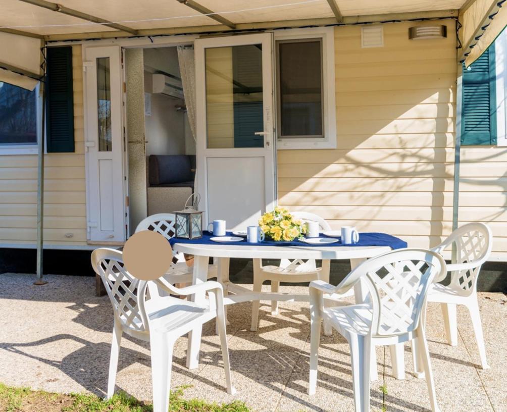 Eurocampingpacengo Hotell Lazise Eksteriør bilde