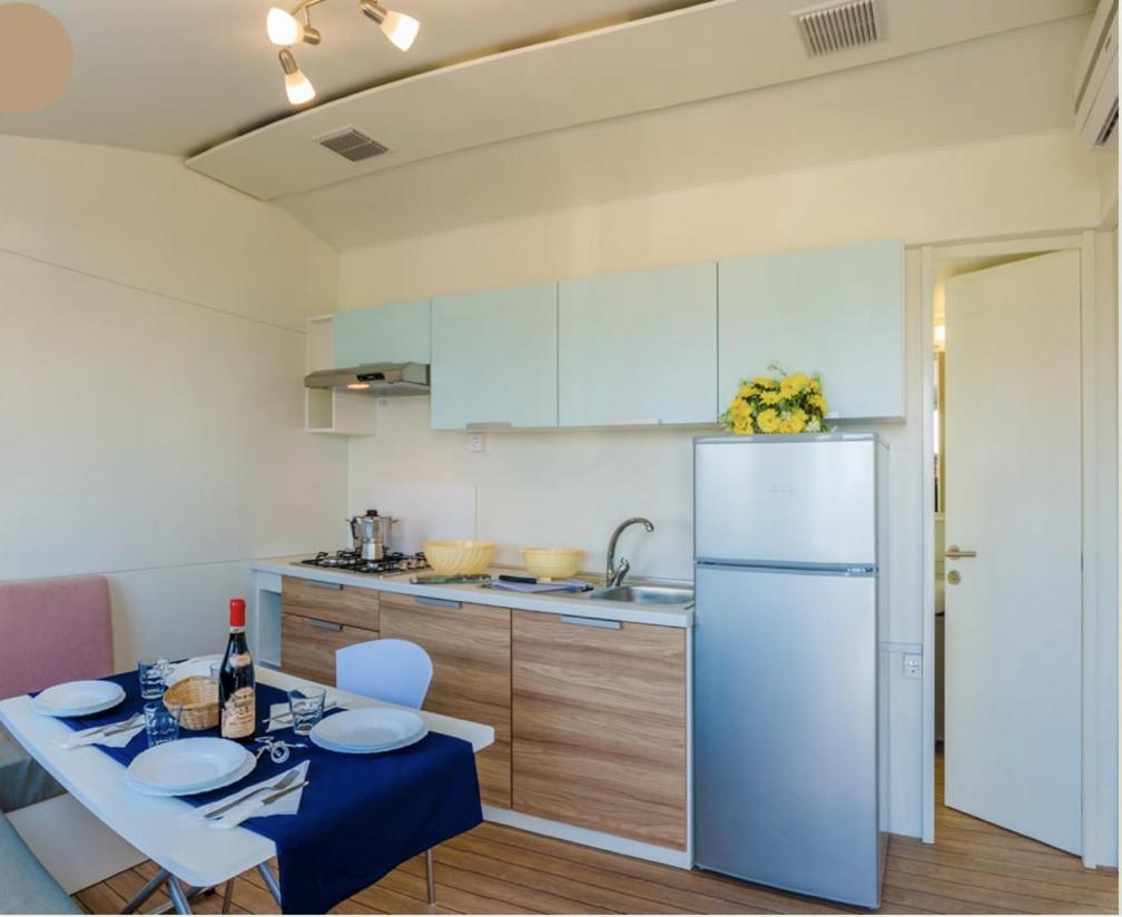 Eurocampingpacengo Hotell Lazise Eksteriør bilde