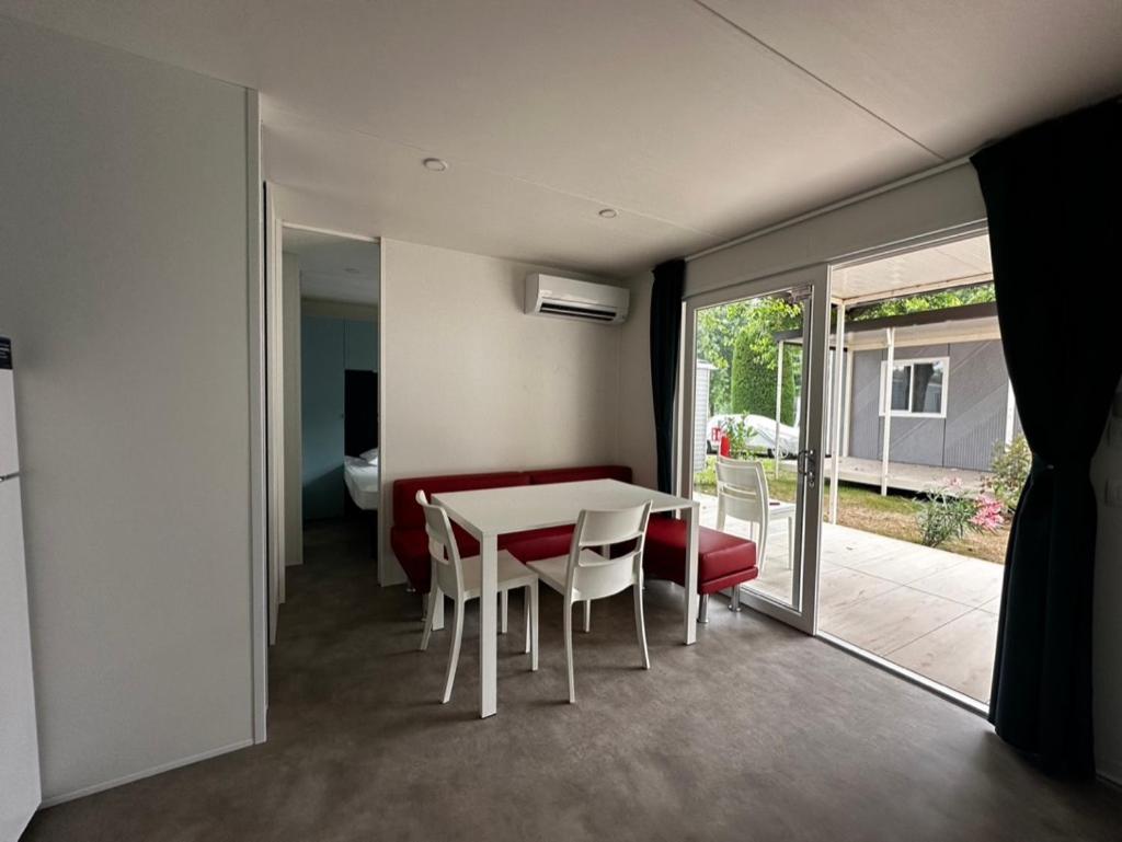 Eurocampingpacengo Hotell Lazise Eksteriør bilde